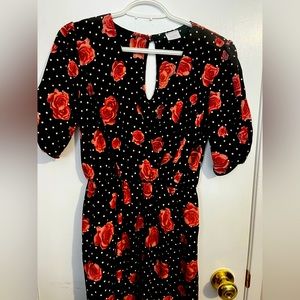 Suzy Shier dress size small beautiful new condition